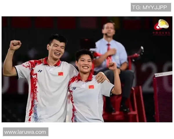 南京羽毛球队与北京羽毛球队赛后复盘分析力量对比与战术探讨